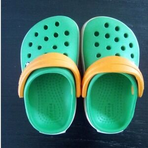 Crocs Clog Sandals Slip On‎ Comfort Classic Kids Green Orange Size 4